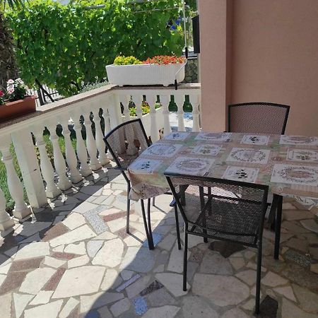 Apartmani Vesna Krk Town Exteriér fotografie