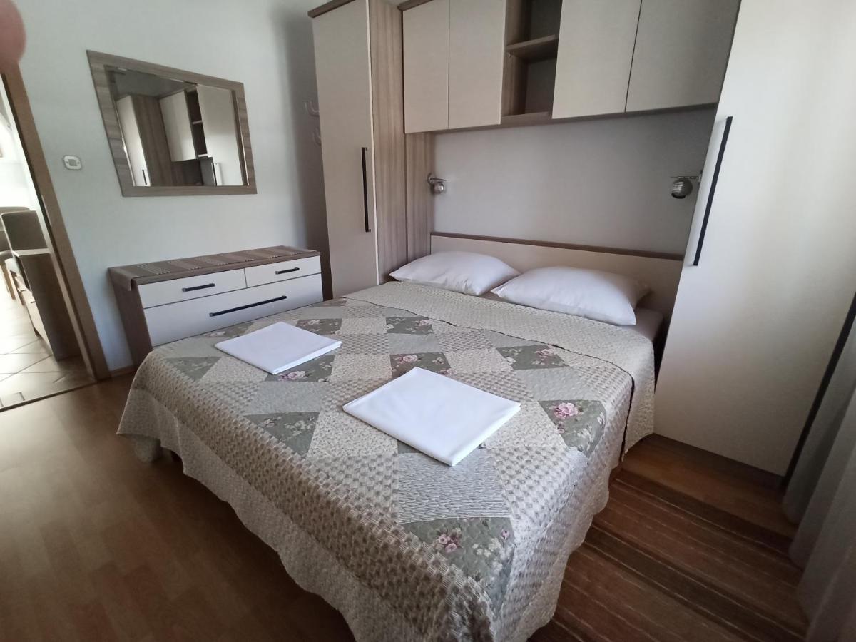 Apartmani Vesna Krk Town Exteriér fotografie