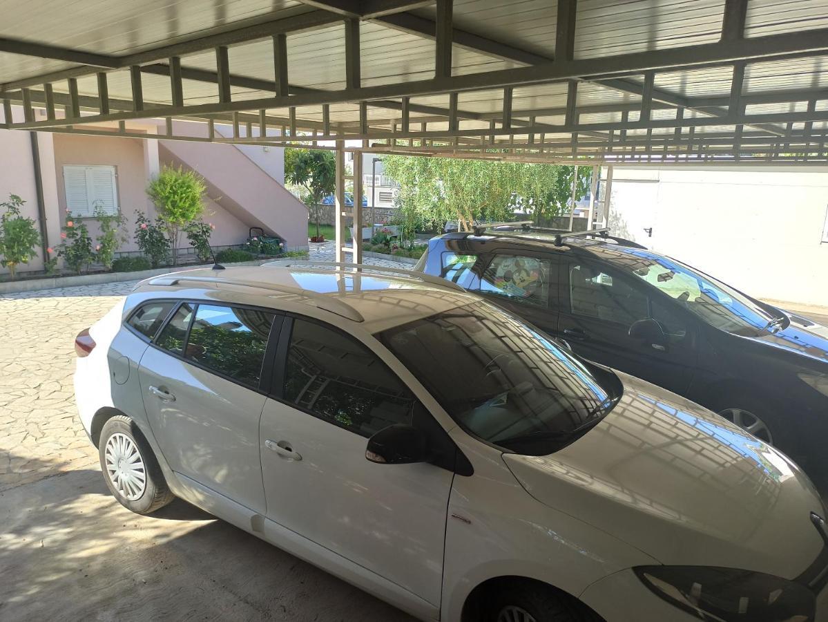 Apartmani Vesna Krk Town Exteriér fotografie
