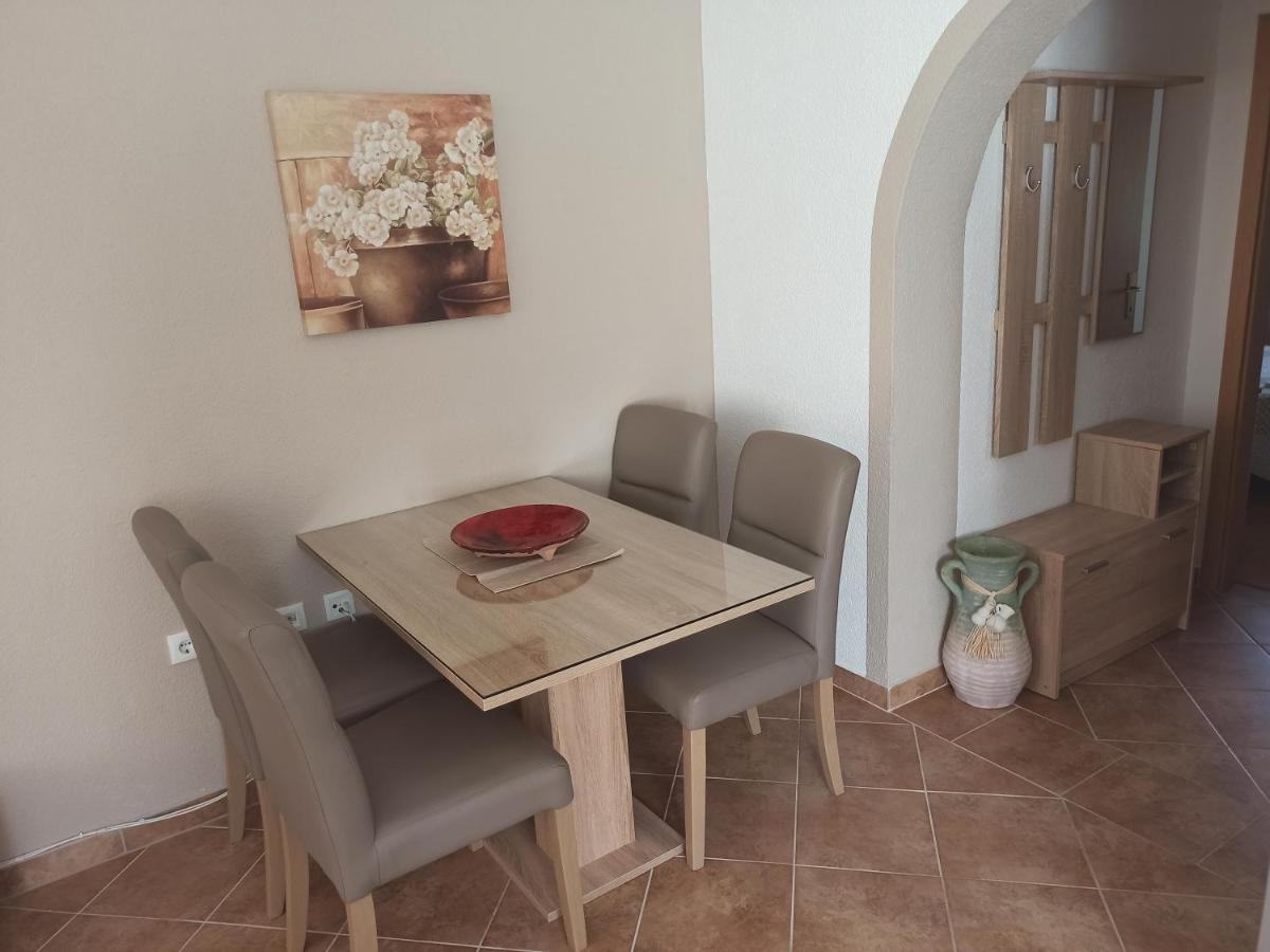 Apartmani Vesna Krk Town Exteriér fotografie