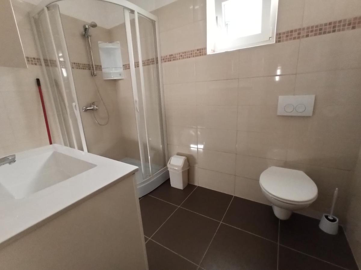 Apartmani Vesna Krk Town Exteriér fotografie
