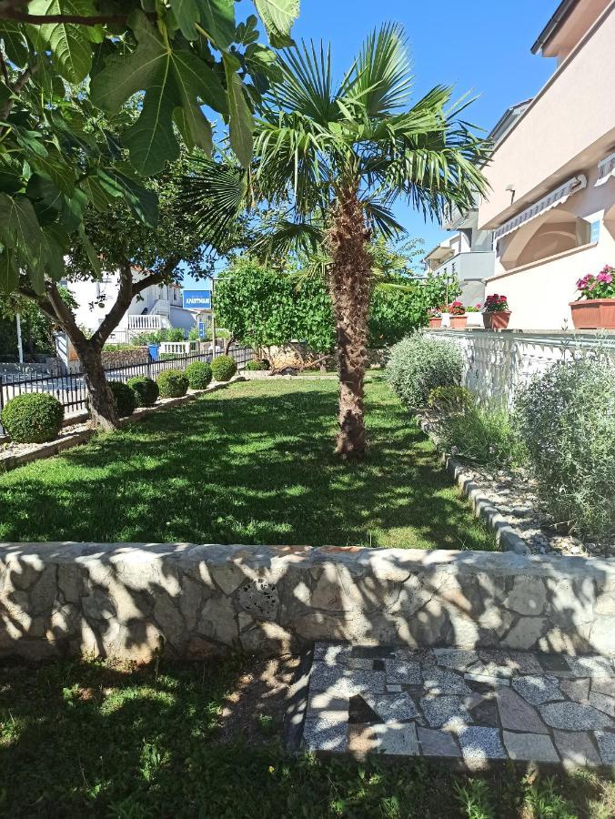 Apartmani Vesna Krk Town Exteriér fotografie