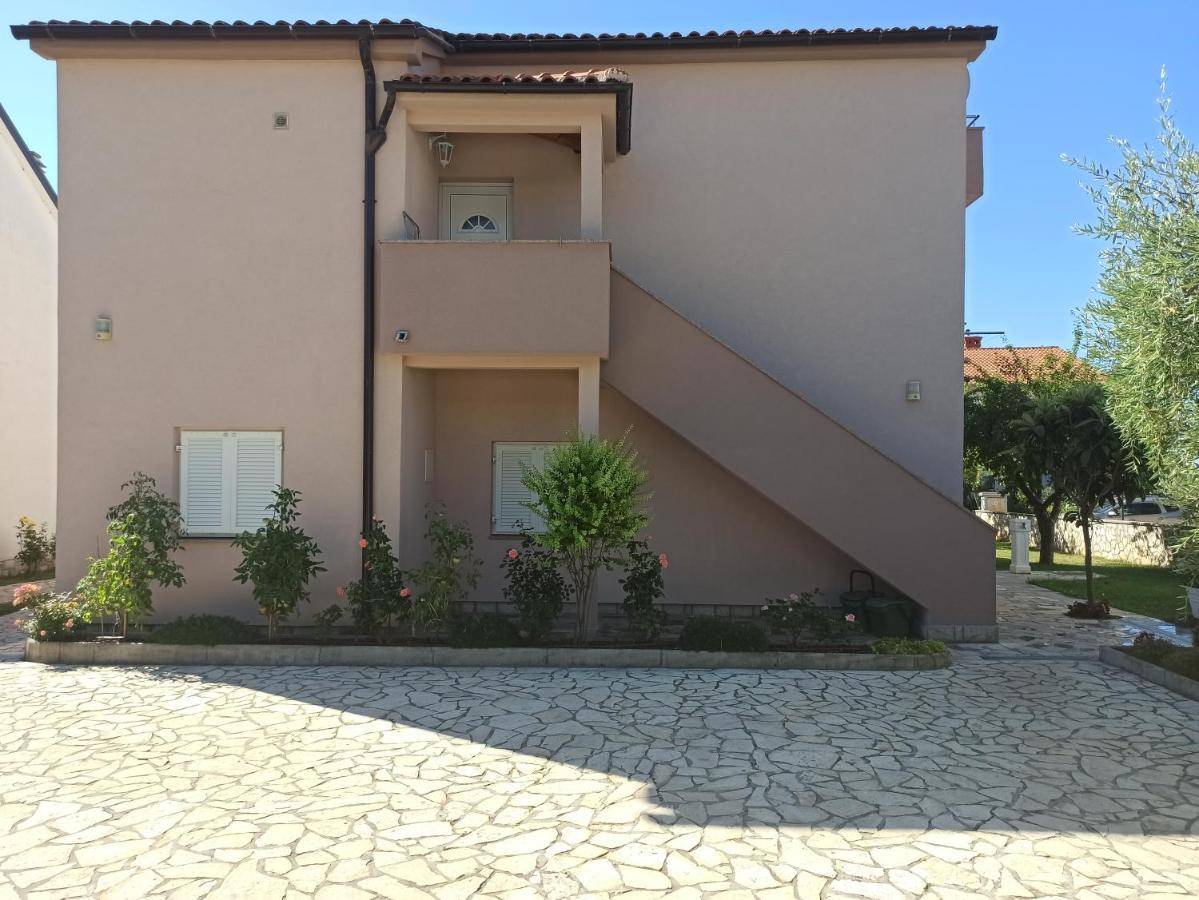 Apartmani Vesna Krk Town Exteriér fotografie